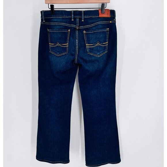 Lucky Brand Women's Jeans Size 8 Ankle Length Flare Leg Dark Wash Leather Patch - Picture 2 of 15